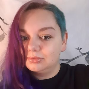 Meet your Posher, Kay